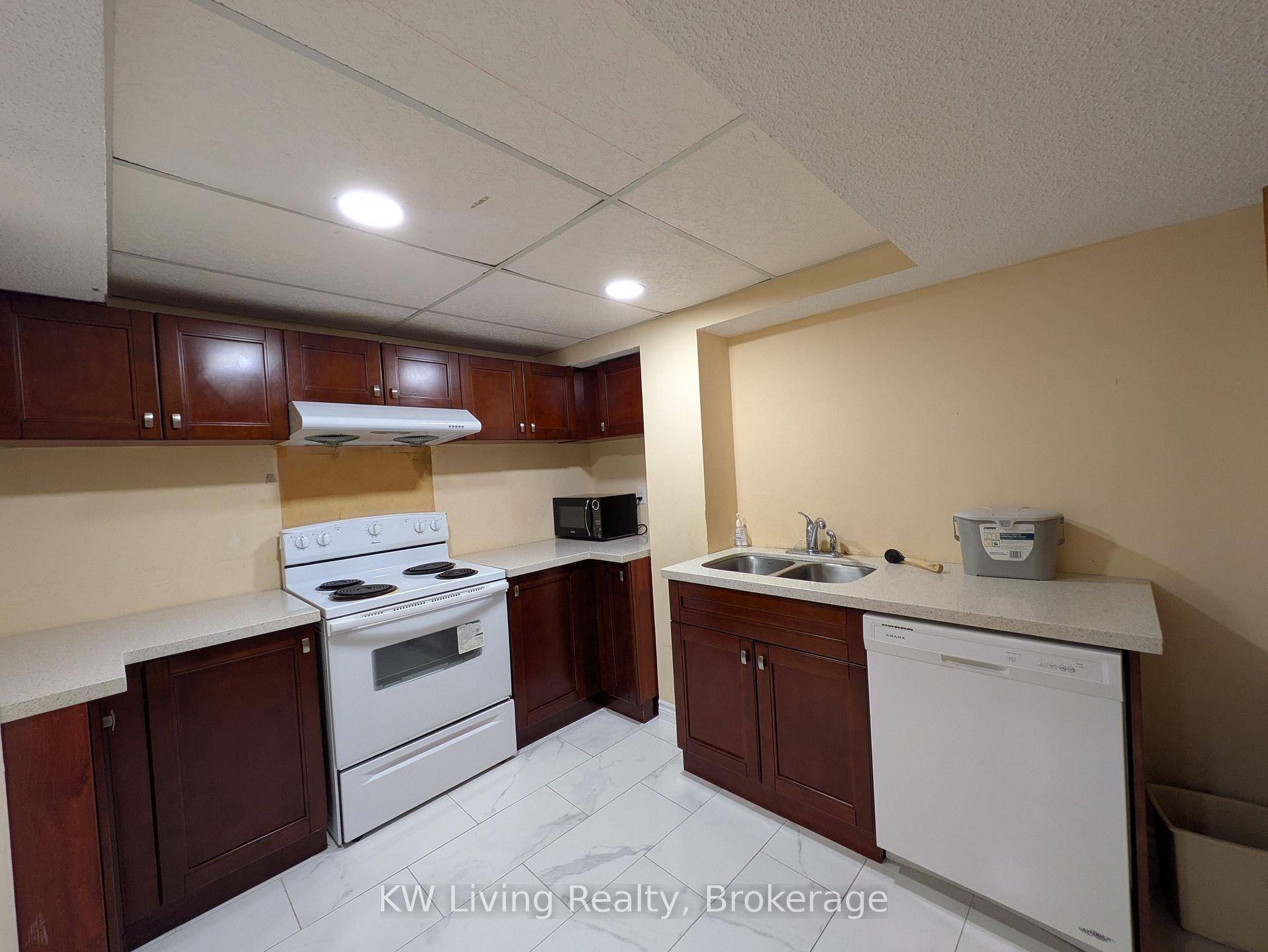 2 Bed room 1 Wash room Walk out Basement unit for Lease.