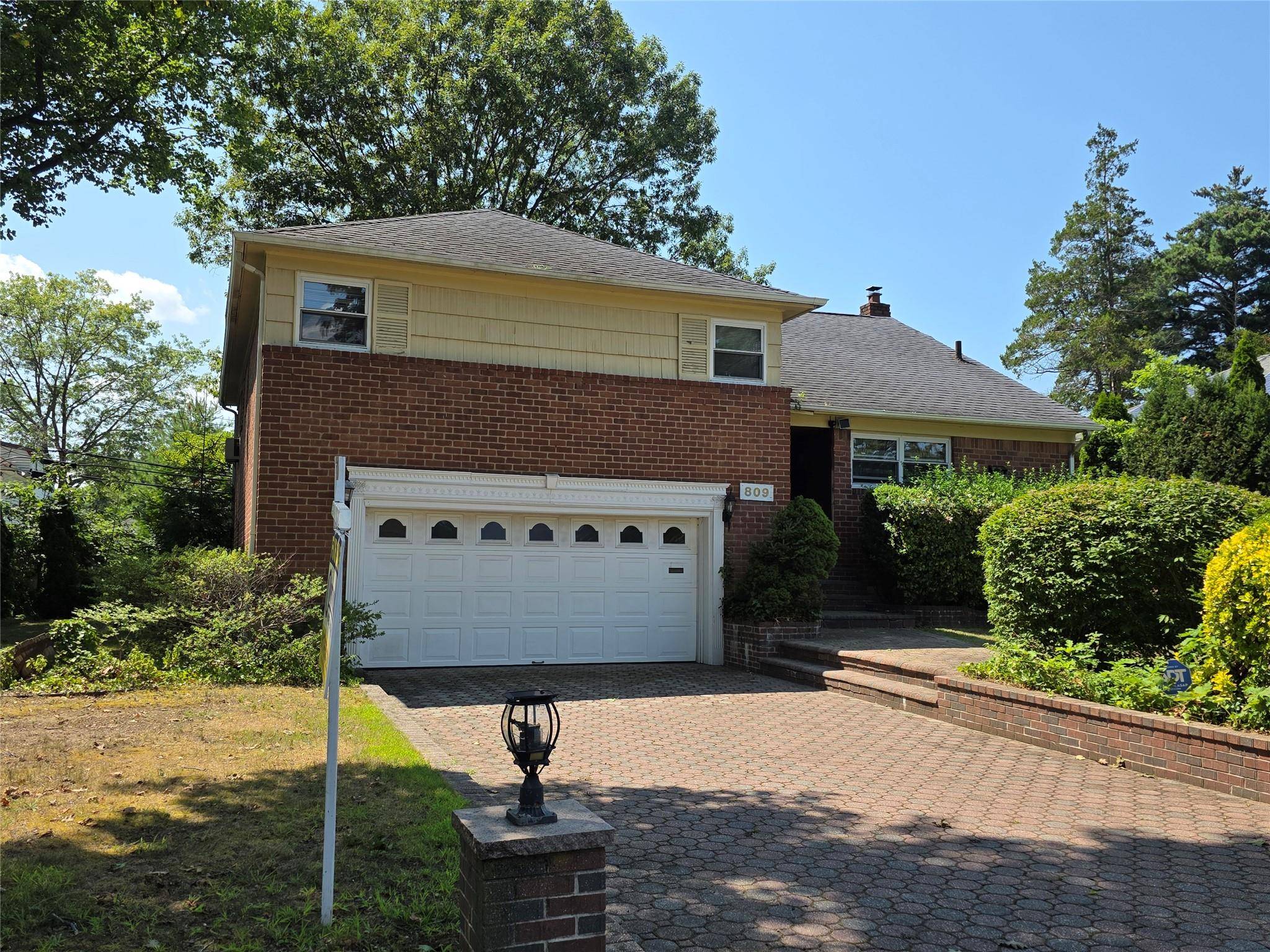 Nestled in the desirable Sherwood Gardens neighborhood, this spacious vacant house presents a blank canvas for your dream home.