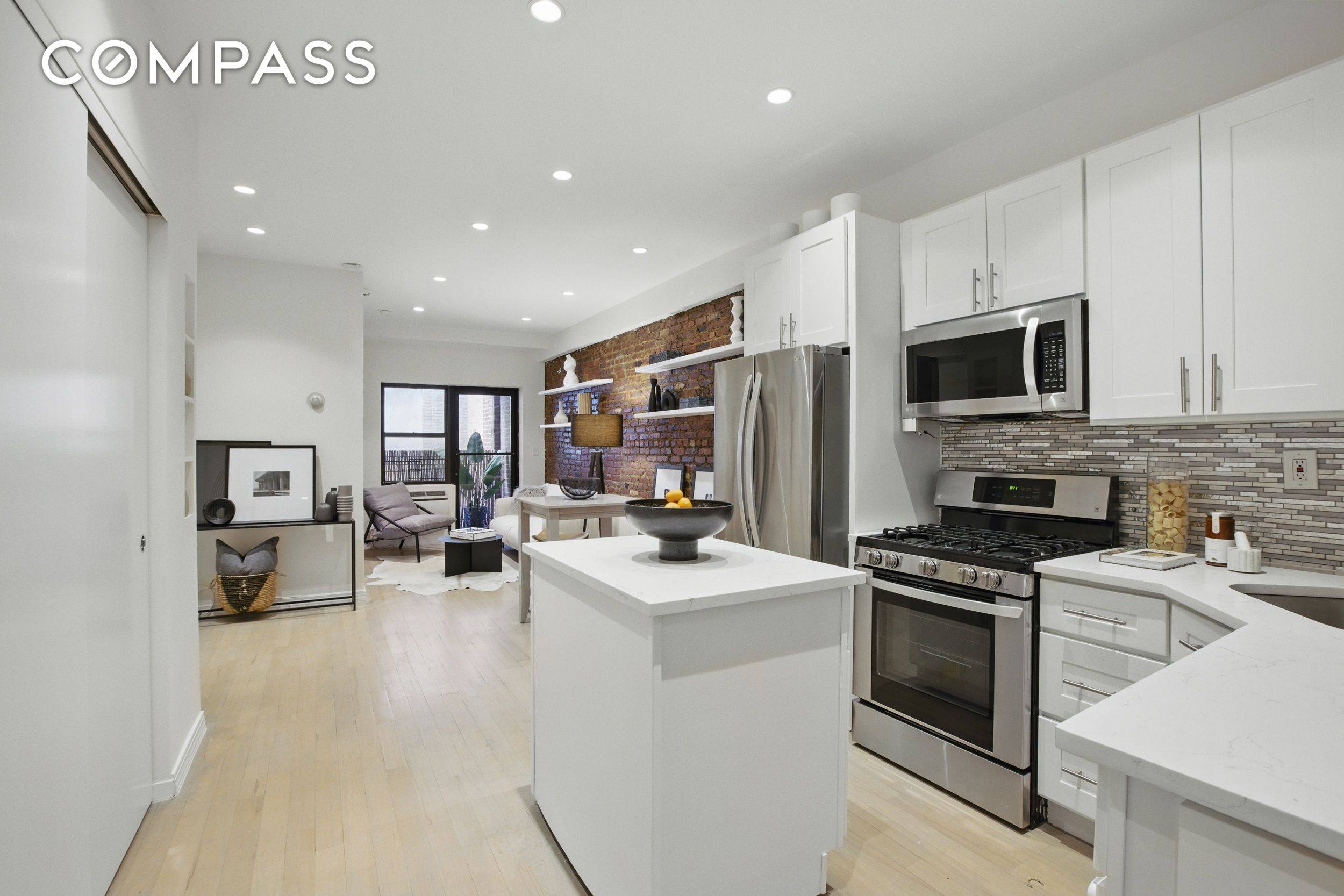 Step into the beating heart of the East Village and experience urban sophistication at its finest in this radiant, show stopping two bedroom, two bathroom residence nestled within an exclusive ...
