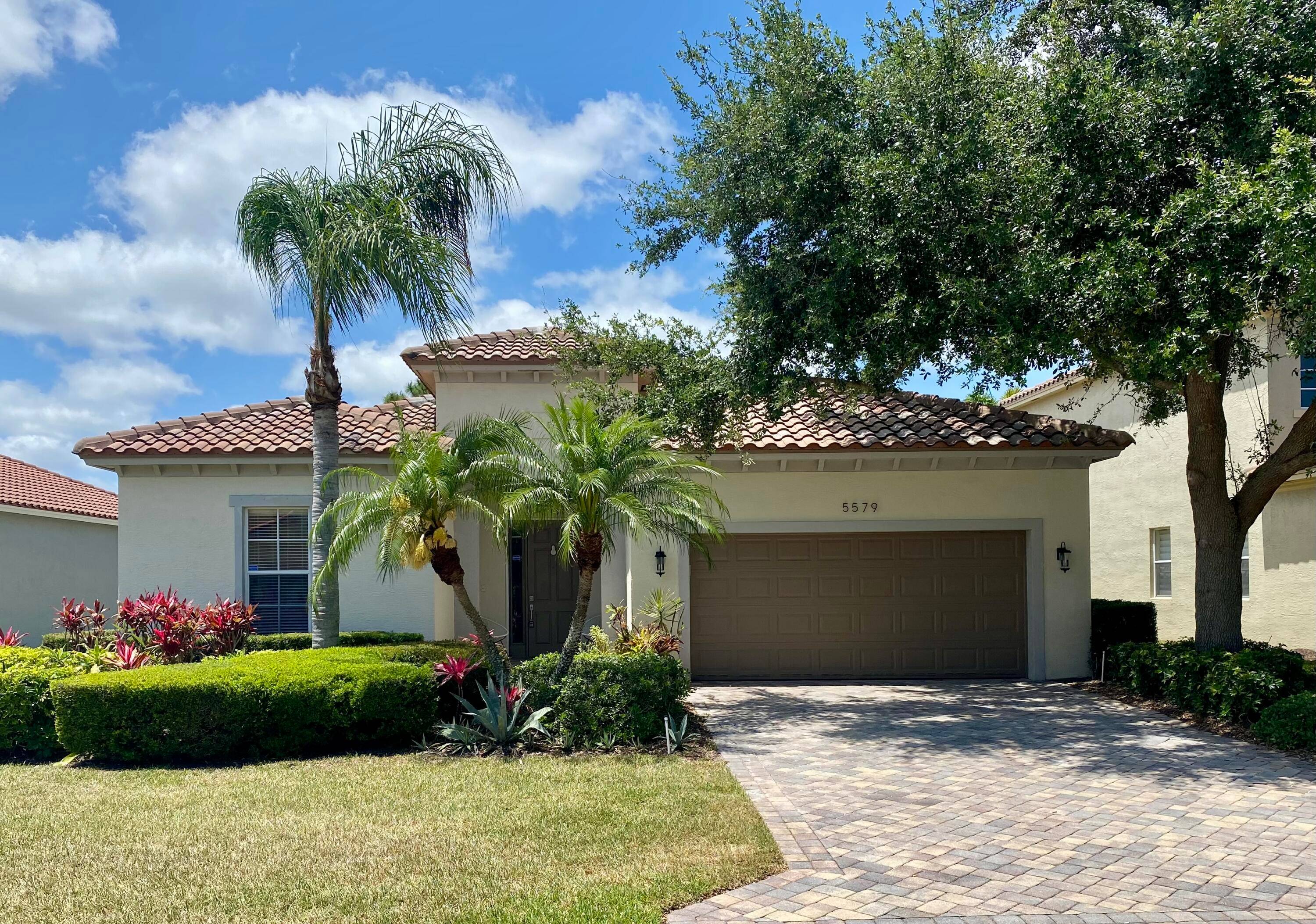 Experience Coastal Living at Its Finest Where relaxation meets recreation in a stunning coastal setting.