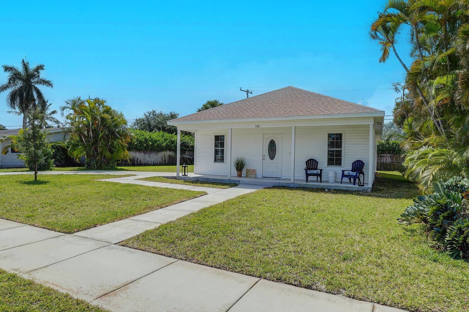Unique opportunity to secure a 2021 new construction home in the desirable Village of North Palm Beach Plat 1 !