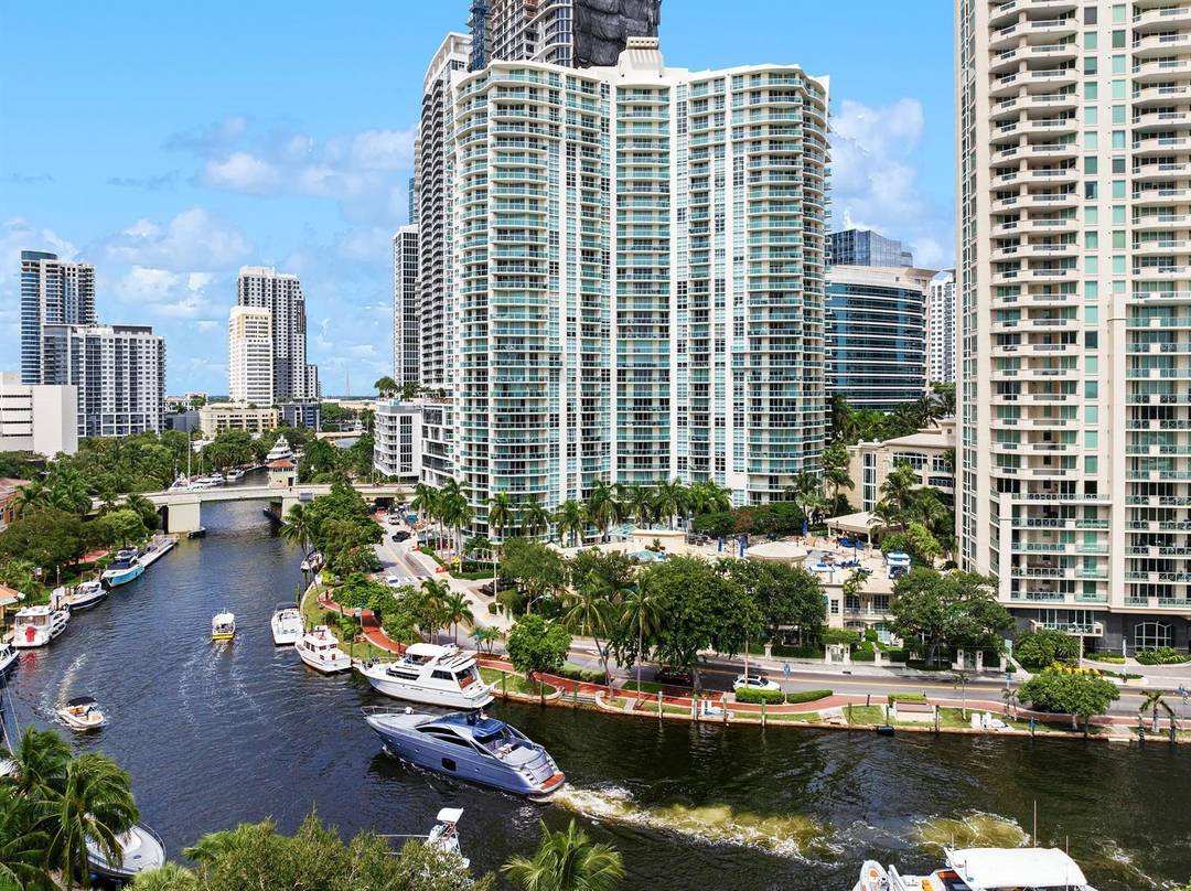 Welcome to your move in ready rental in Fort Lauderdale's renowned Las Olas surrounded by the best dining, shopping, art amp ; entertainment.