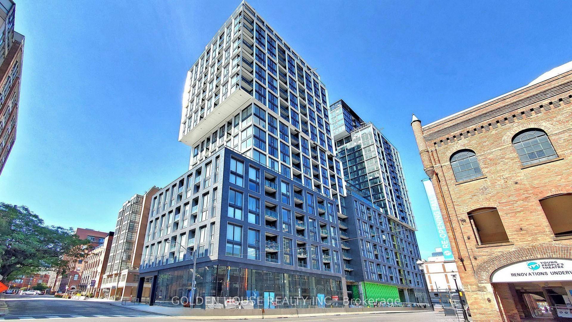 Vibrant urban living at St Lawrence Condos.