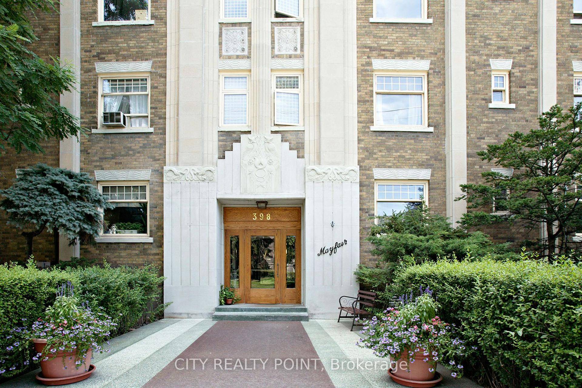 One month FREE RENT 1 Bedroom unit at Mayfair Mansions, located in the prestigious Forest Hill neighbourhood.