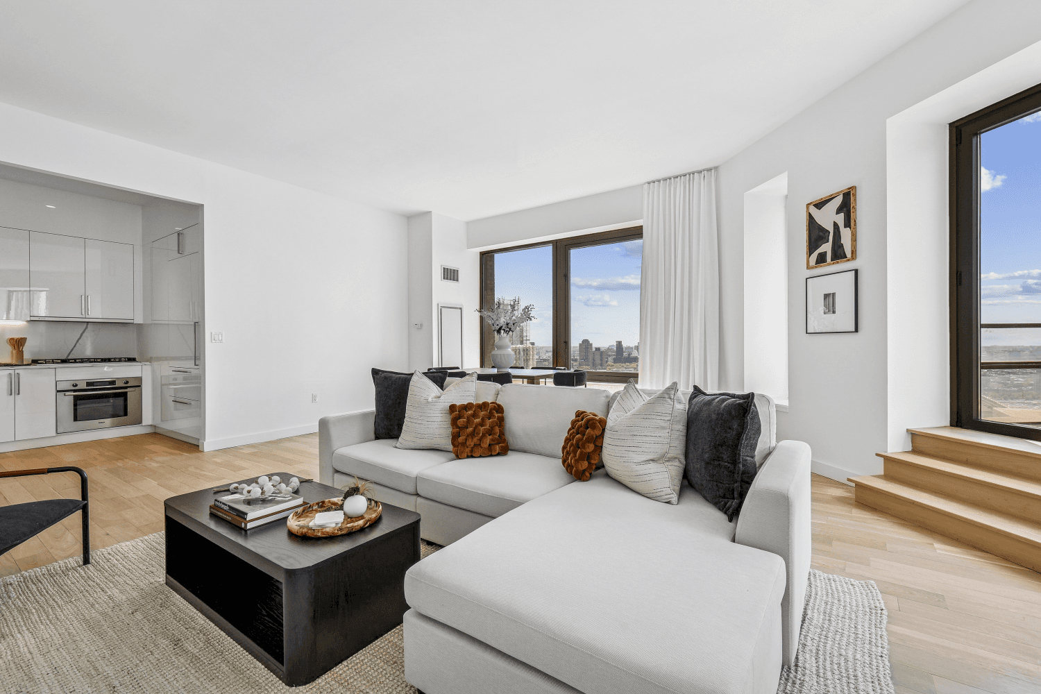 Platinum Properties is proud to present Residence 34C at 75 Wall Street, a stunning home offering sweeping southern, eastern and western city views, a spacious home office and a massive ...