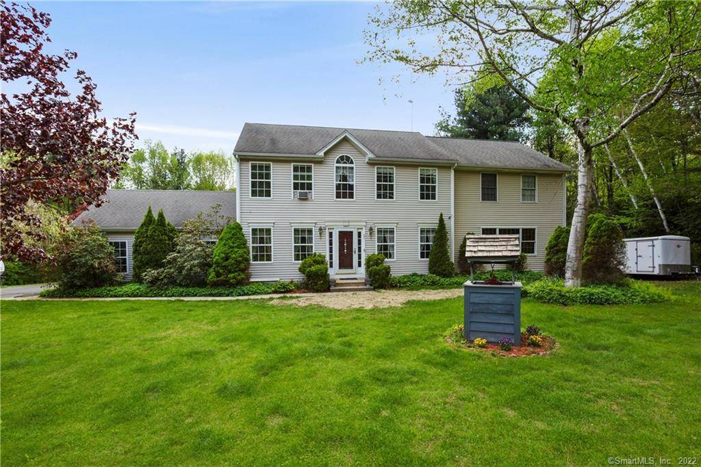 Welcome to this beautifully maintained 4 bedroom, 2.