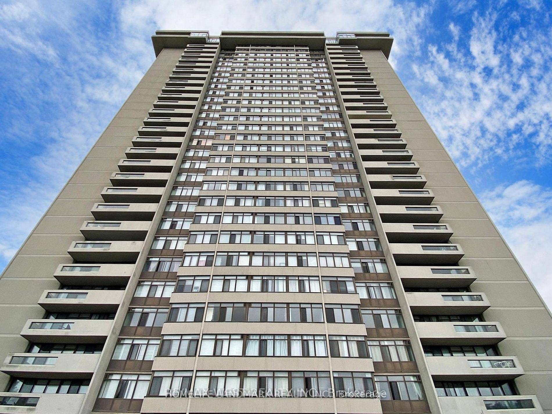 Luxury Tridel Building Skymark 2 Spectacular 2 1 Bedrooms, 3 Bathroom, Open Balcony CornerUnit, Huge Ensuite Storage, Two Ensuite Bathrooms, A Huge Den come with window, door and closet Can ...