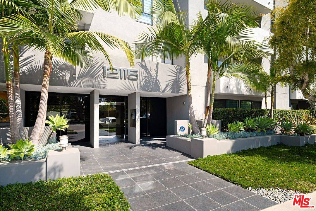 12115 San Vicente Blvd 2.0 Brentwood LA