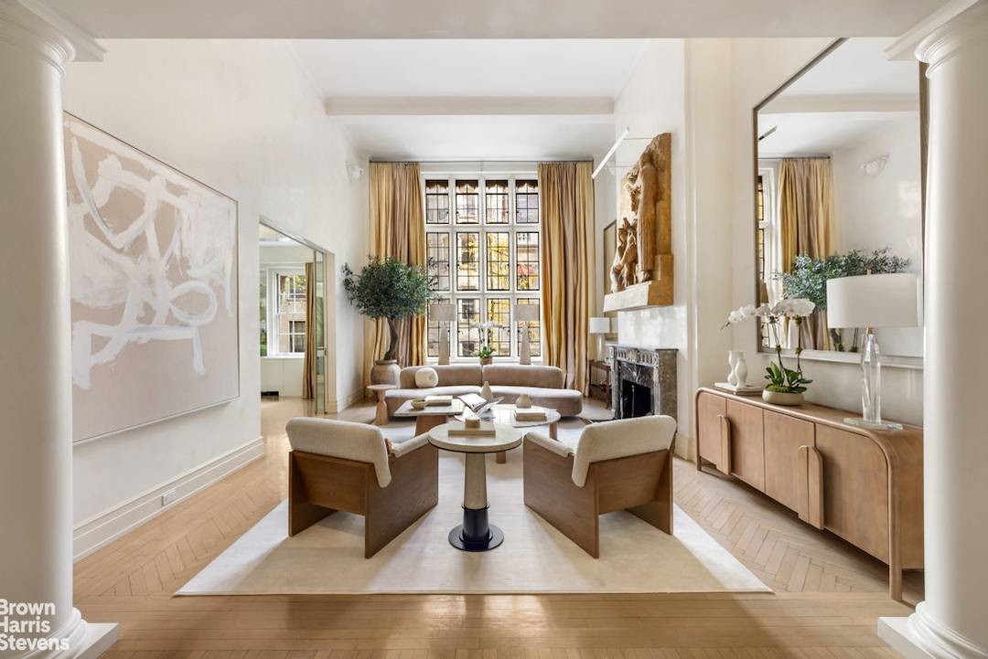Chic Duplex with Dramatic Double Height Living Room Perfectly located on one of the Upper East Side's most charming blocks, this glamorous classic six room duplex at 14 East 75th ...