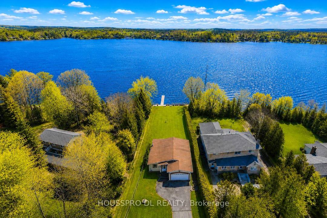 Welcome to your private lakeside retreat on the serene shores of Lake Simcoe.
