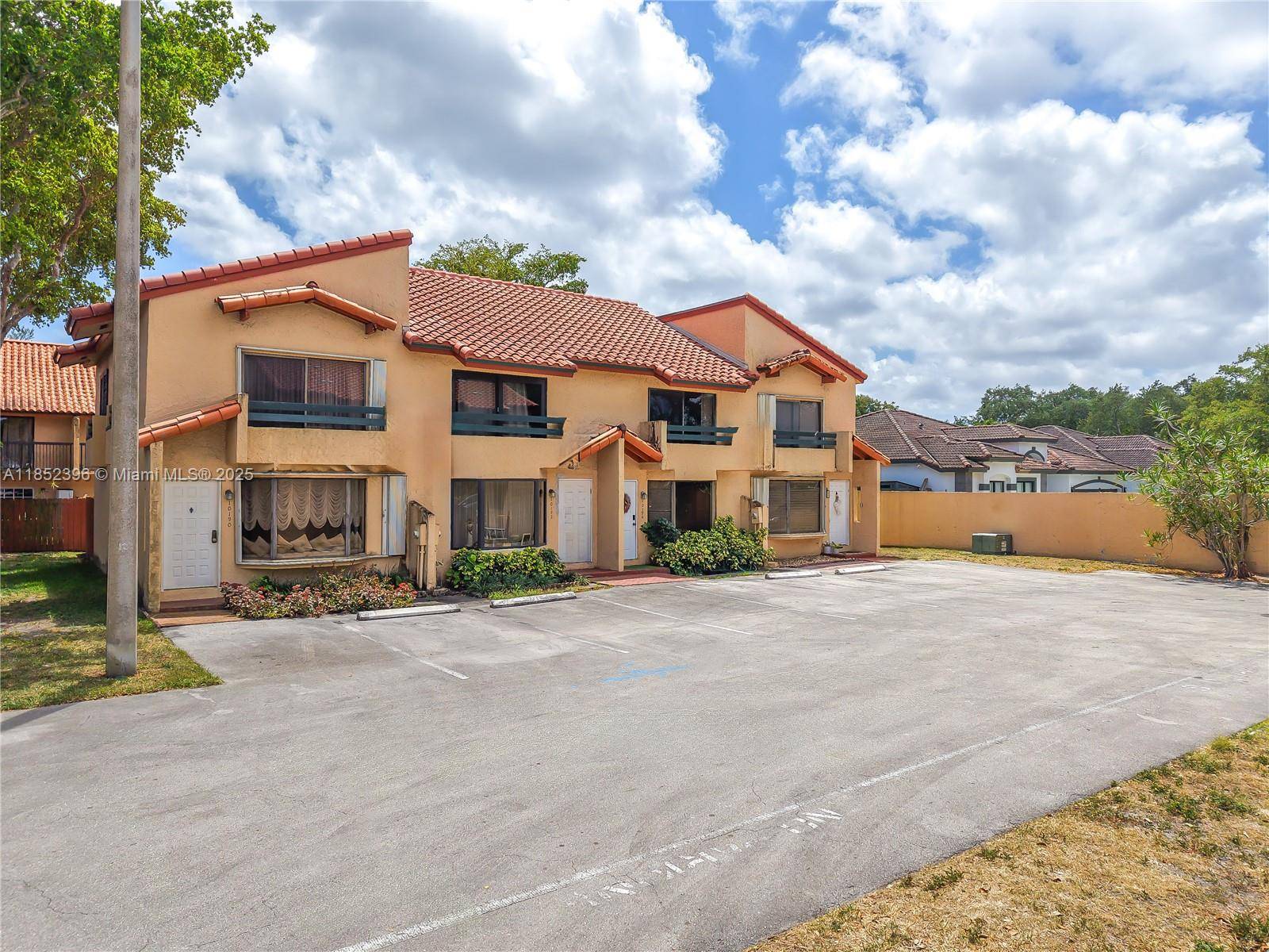 Beautifully renovated 2BR 1.