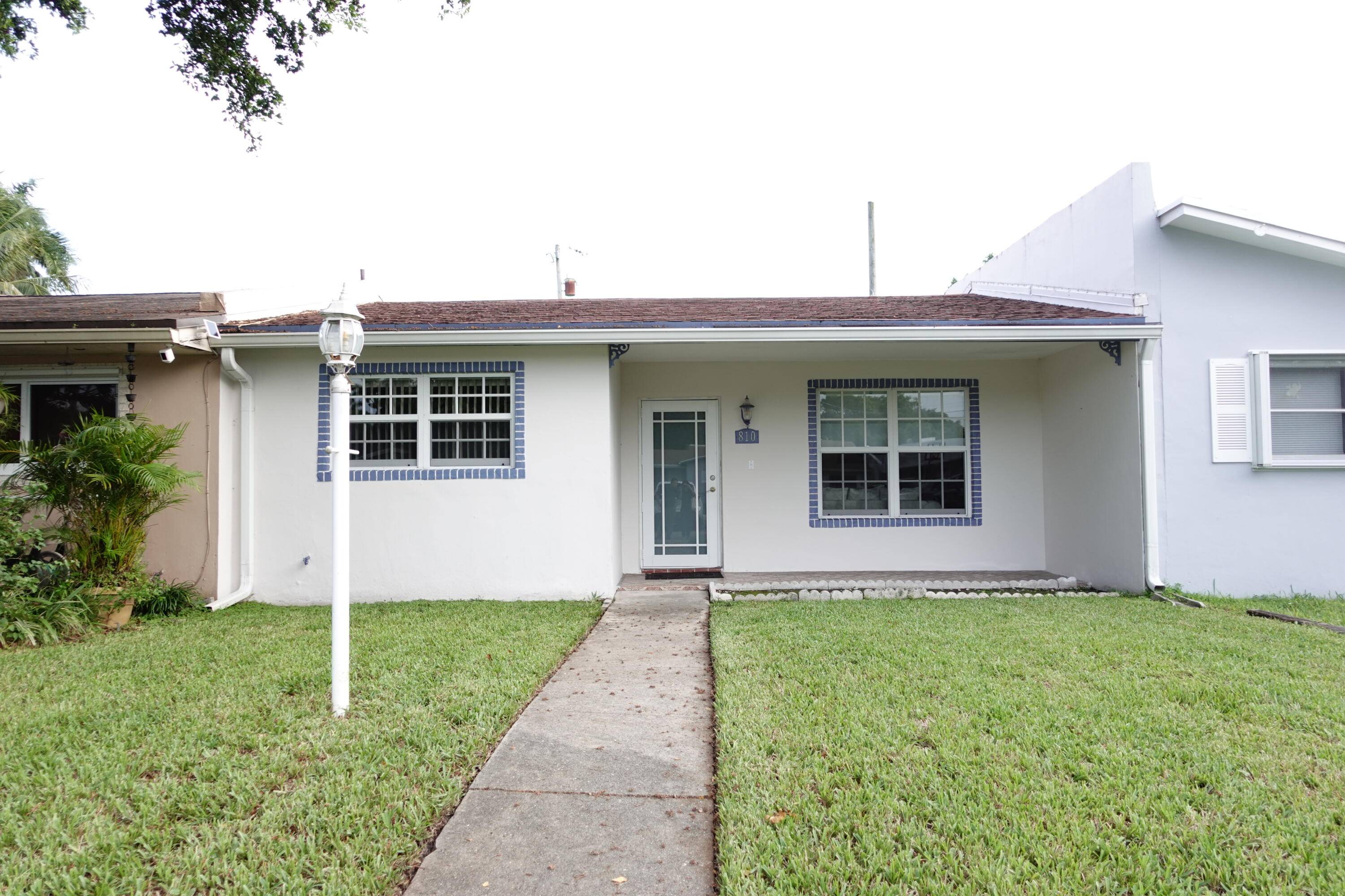 LOCATION LOCATION Welcome to this beautiful maintained 2 bed, 2 Bath Villa located in the heart of Hollywood City, in the serene neighborhood, this home offers the perfect comfort and ...
