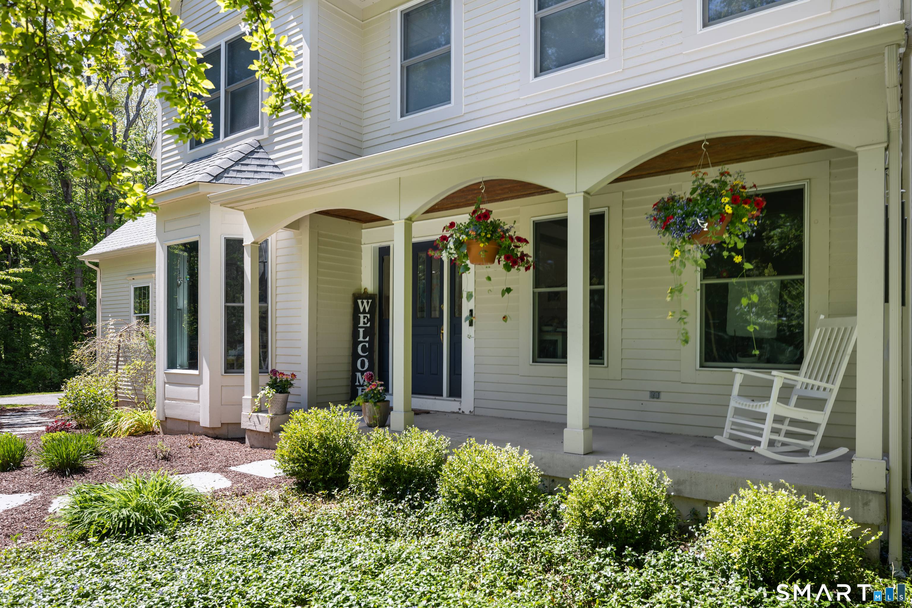 Welcome home... here is where privacy tranquility meet on a picturesque 2.