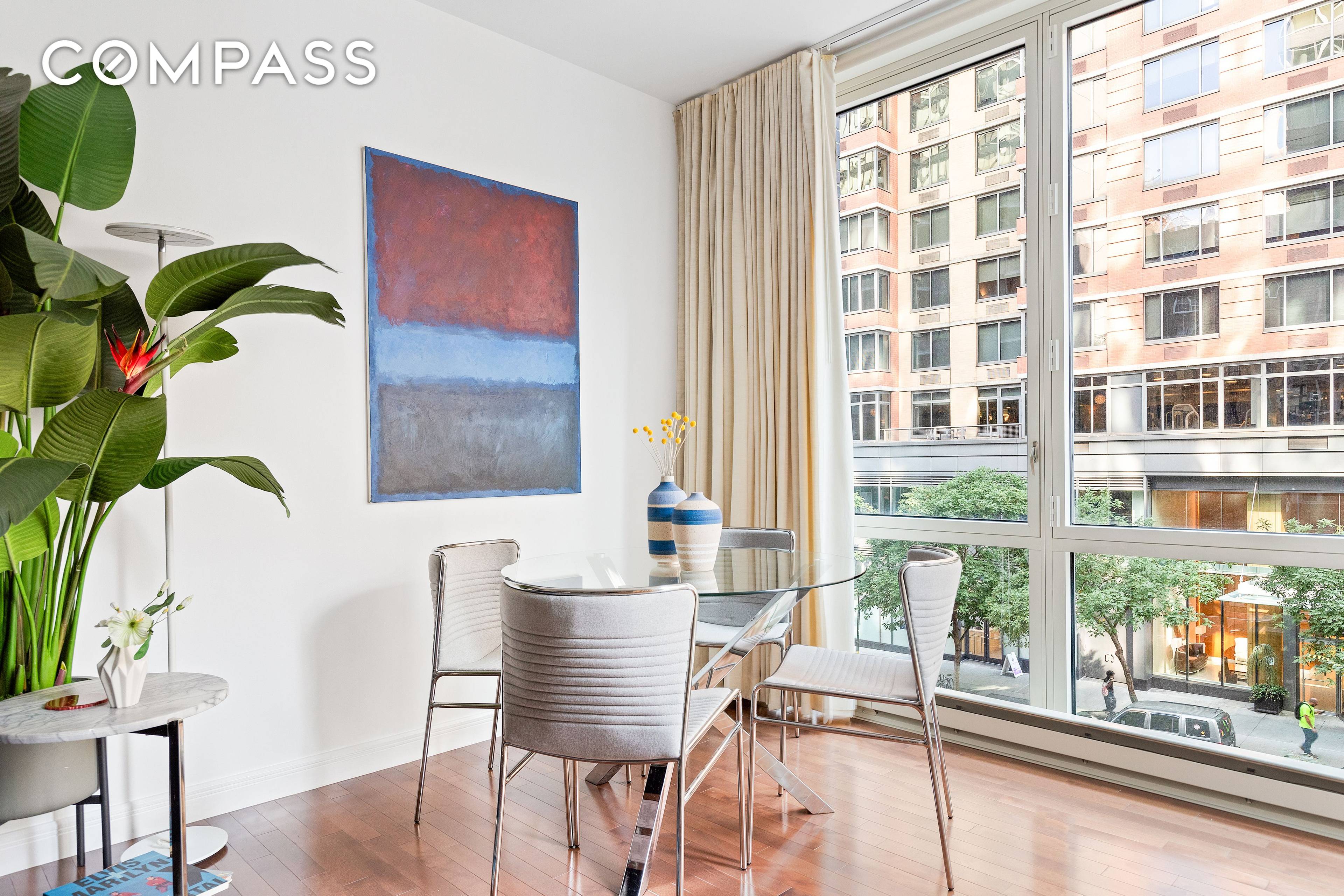 This coveted and rarely available South facing one bedroom apartment has oversized floor to ceiling windows with triple exposures and 9 foot ceilings.