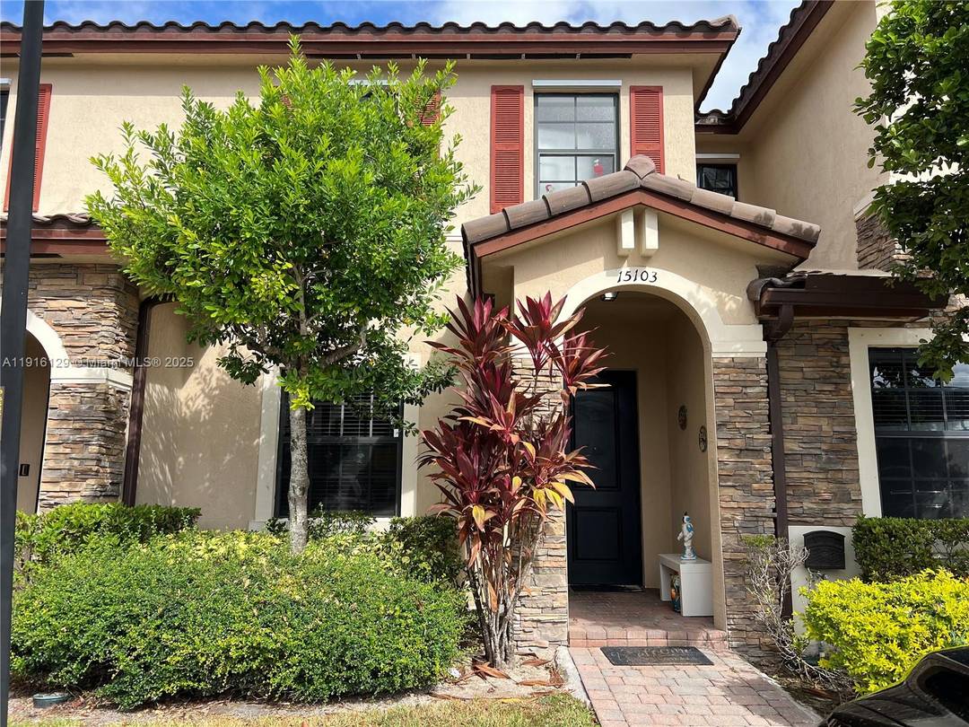 Beautiful Villa in Gardens by the Hammocks Charming and spacious 2 bedroom, 2.