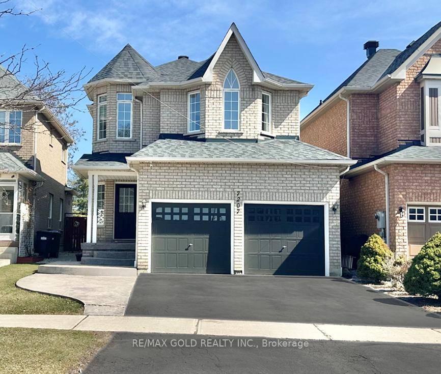 See 3D Tour Feels amp ; Looks like A Brand New Home As Soon As You Walk in !