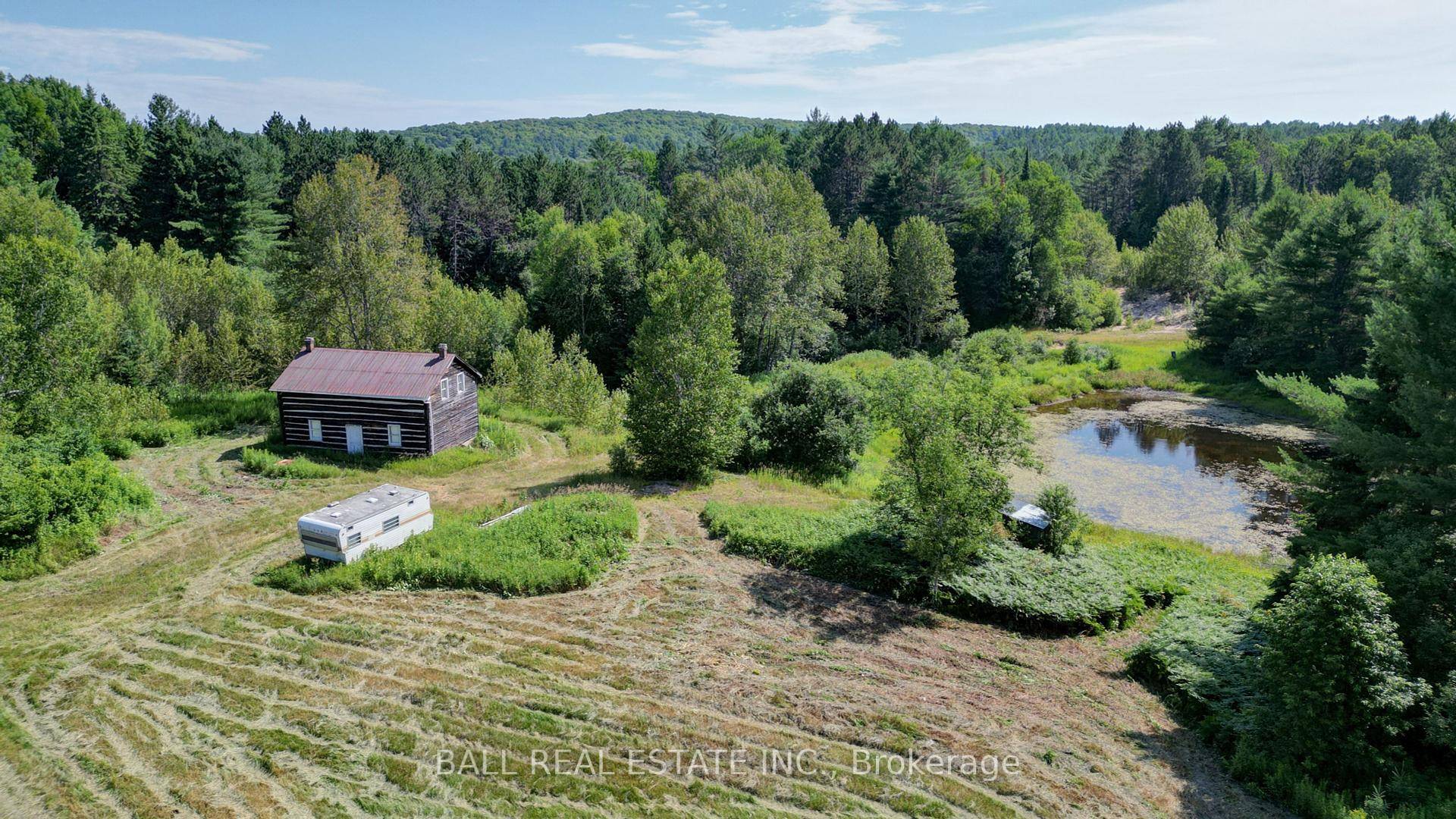 Calling all homesteaders, hunters and hippies !