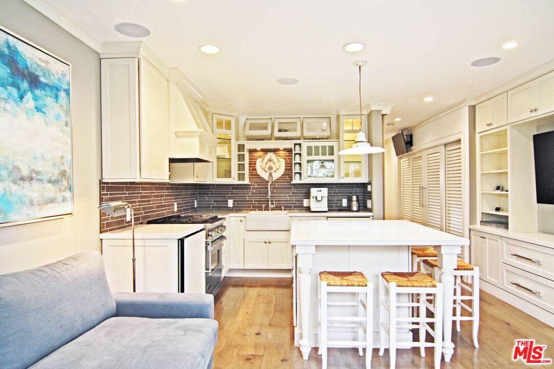 828   5th St 1BR Santa Monica La