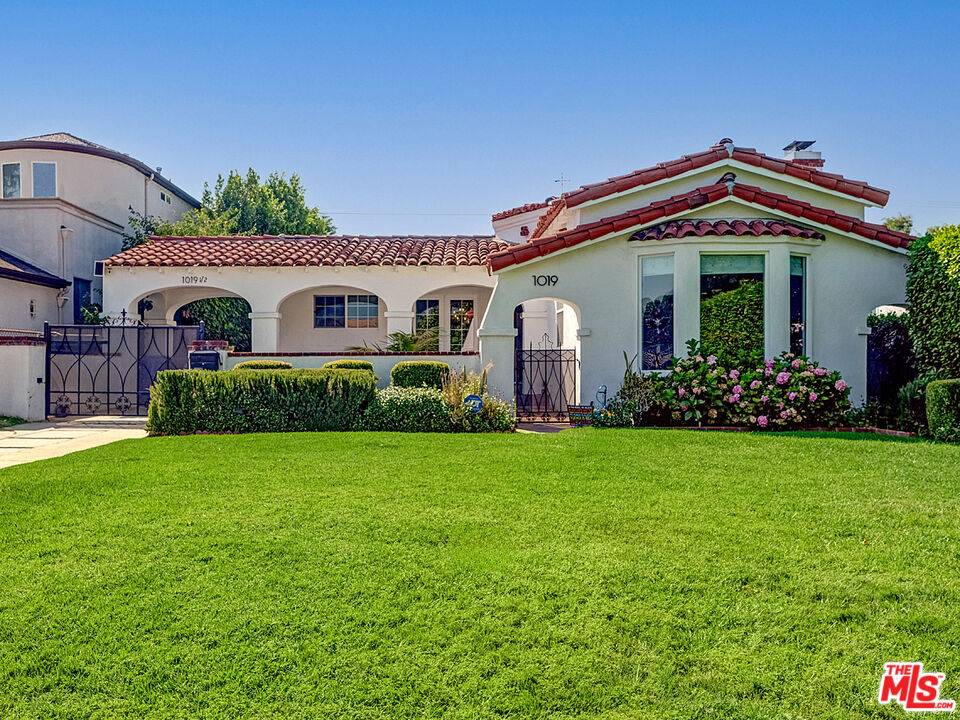 1019  S Rimpau Blvd 4BR La