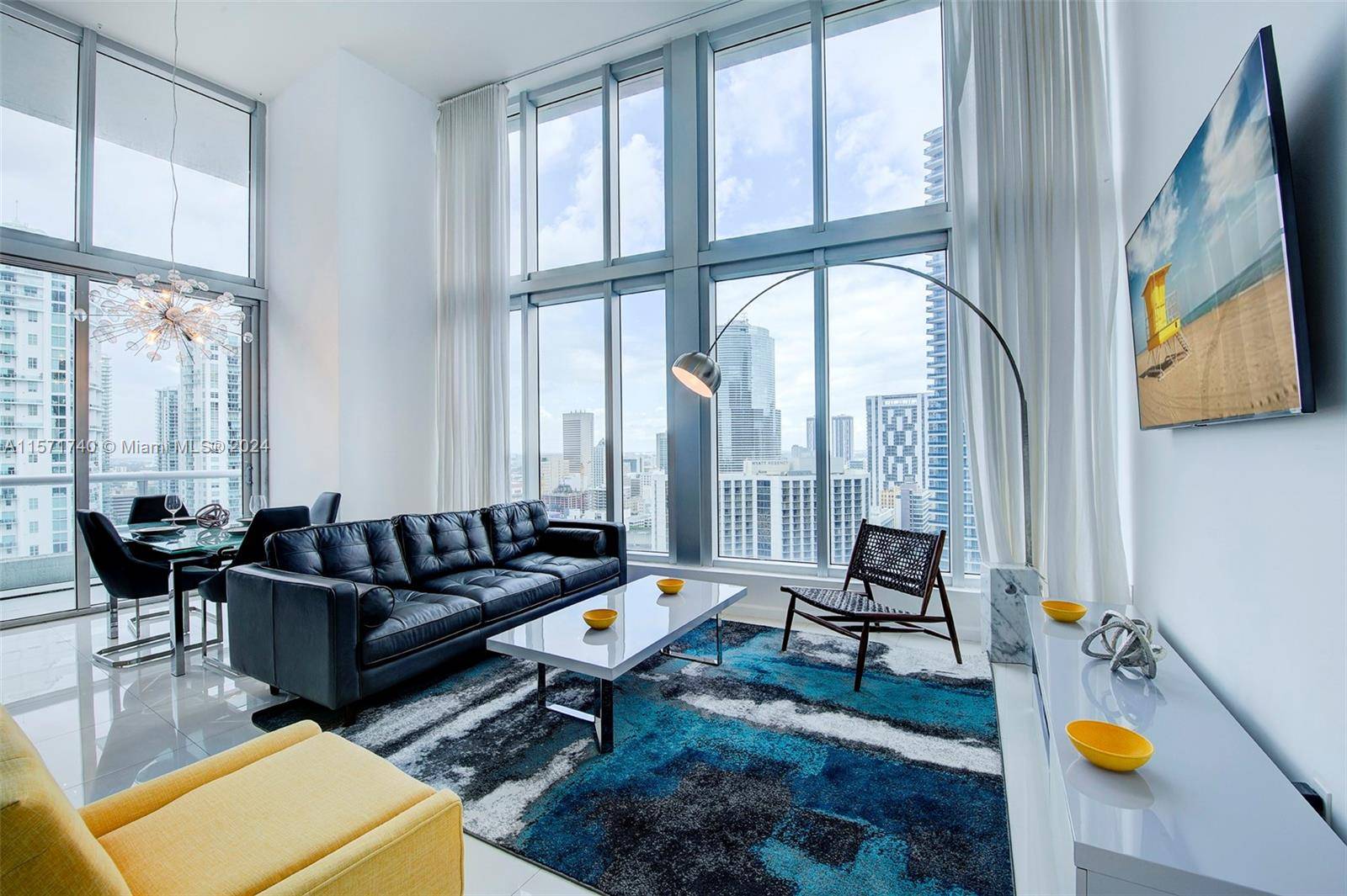 Rare 2 2 NE Corner Unit at Icon Brickell with 16ft.