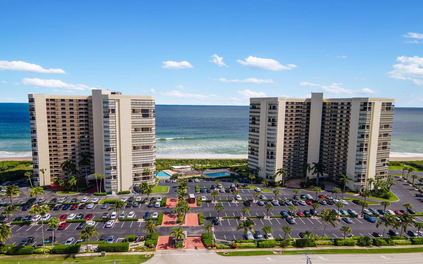 Guard gated community you will love the view !