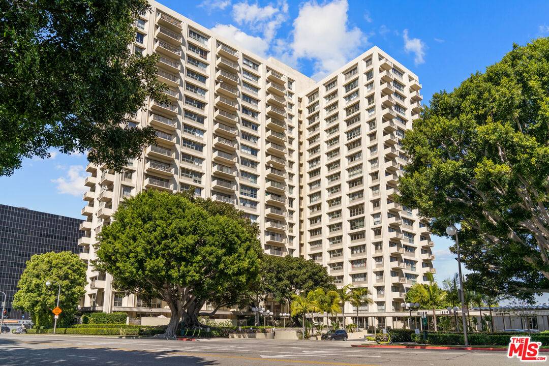 2160  Century Park East 2BR Beverlywood La