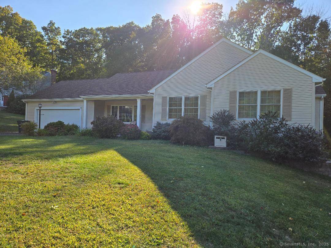 One floor living at its finest !