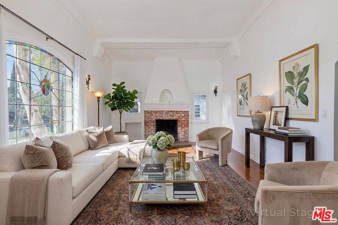 144 S La Peer Dr 4BR Beverly Grove La