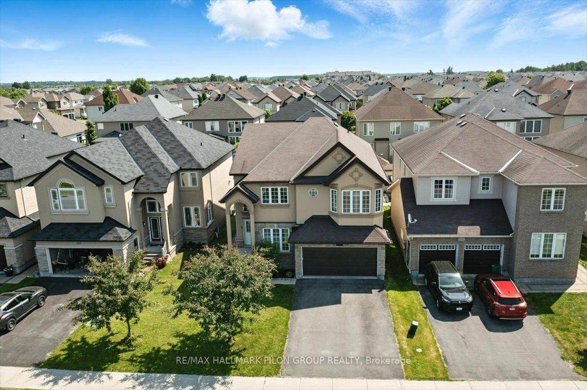 Discover this spectacular 4 bedroom Cardel home, perfectly situated in the popular community of Notting Gate.