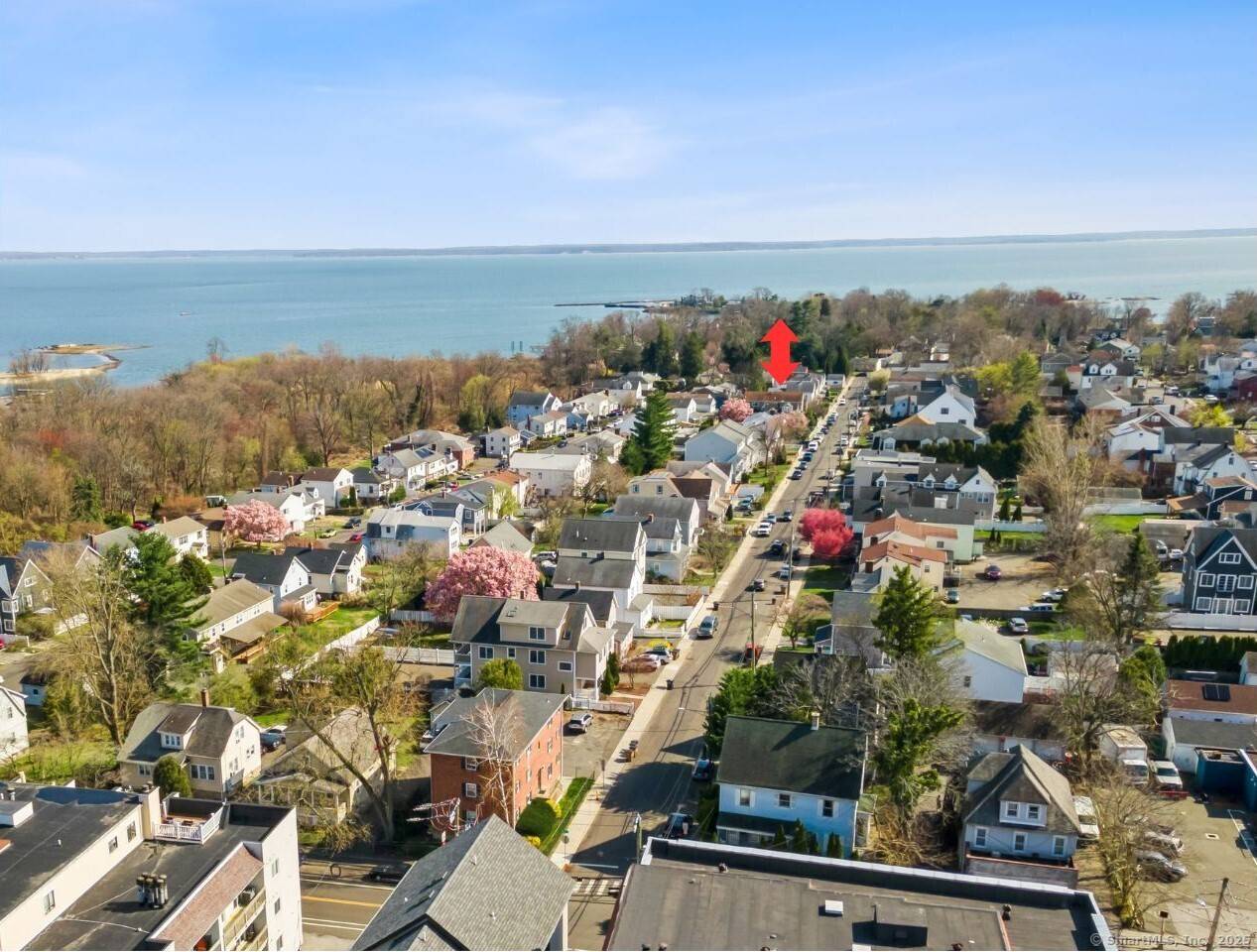 If You've Been Looking for a Beautifully Updated Rental Close to the Beach Your Search Is Over !