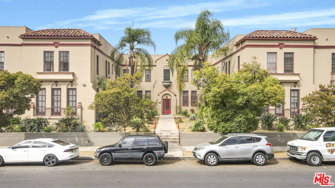 2375  W 12th St 10BR La