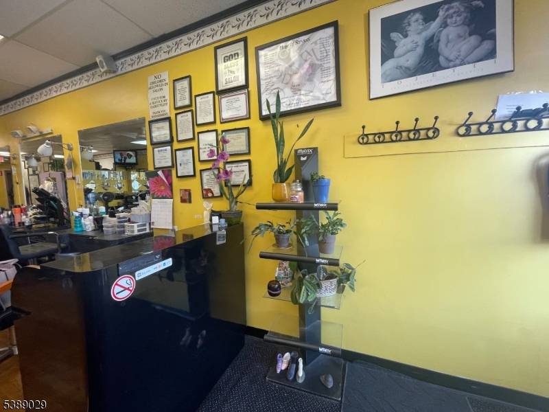 This turnkey beauty salon is ready for a new owner to take the reins !