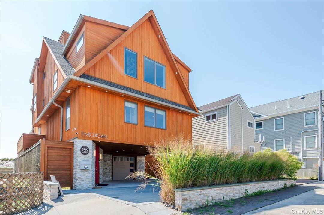 Summer living at its finest !