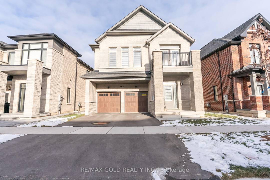 Welcome to 1495 Rose Way, a beautiful double car garage detached home located in Milton's sought after Cobban neighbourhood.