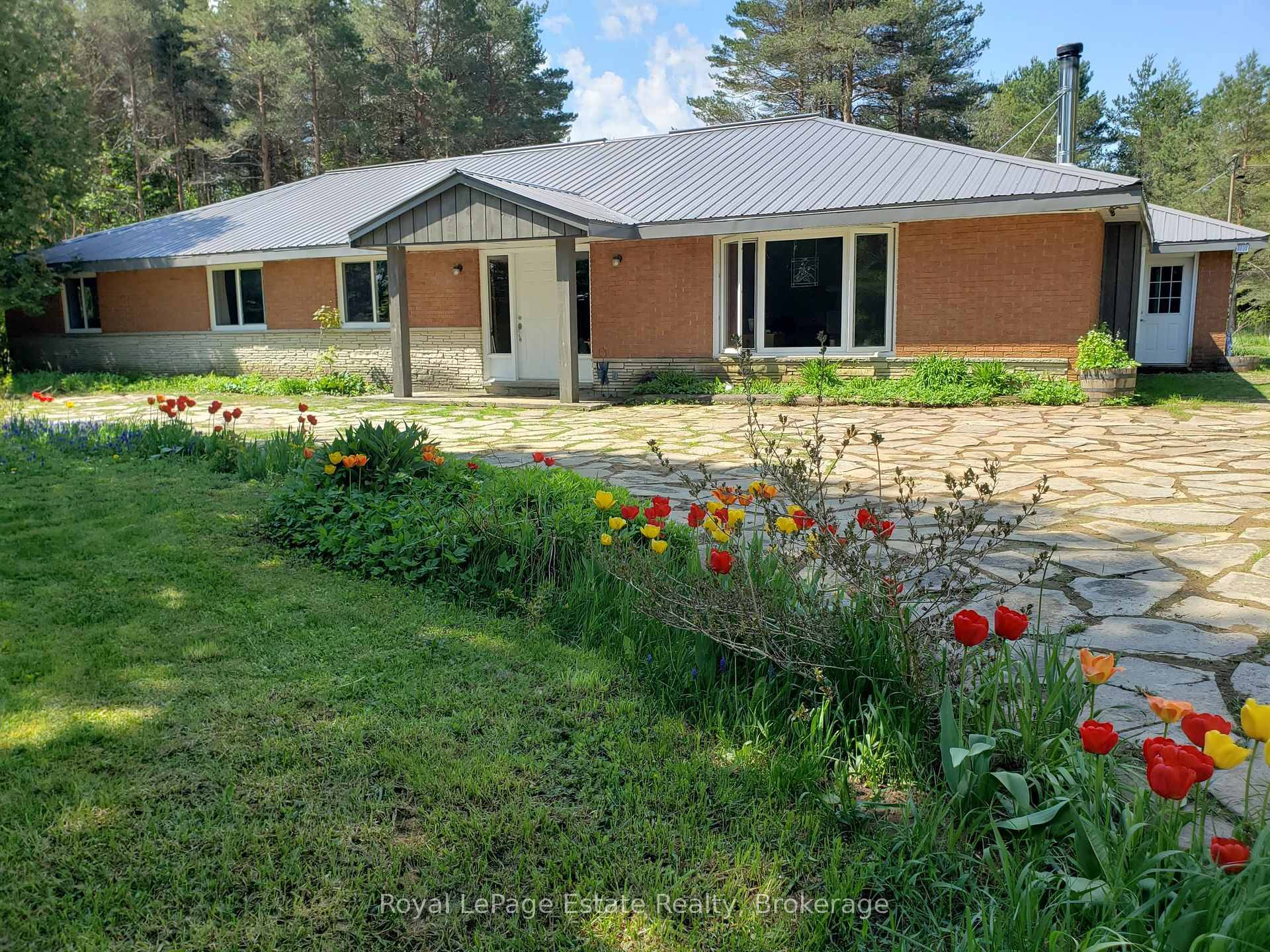 BEAUTIFUL 9. 65 ACRE PROPERTY !