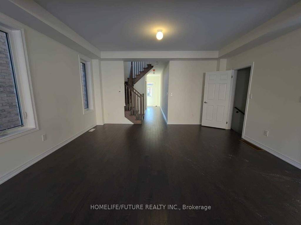 FOR LEASE Prime Location !