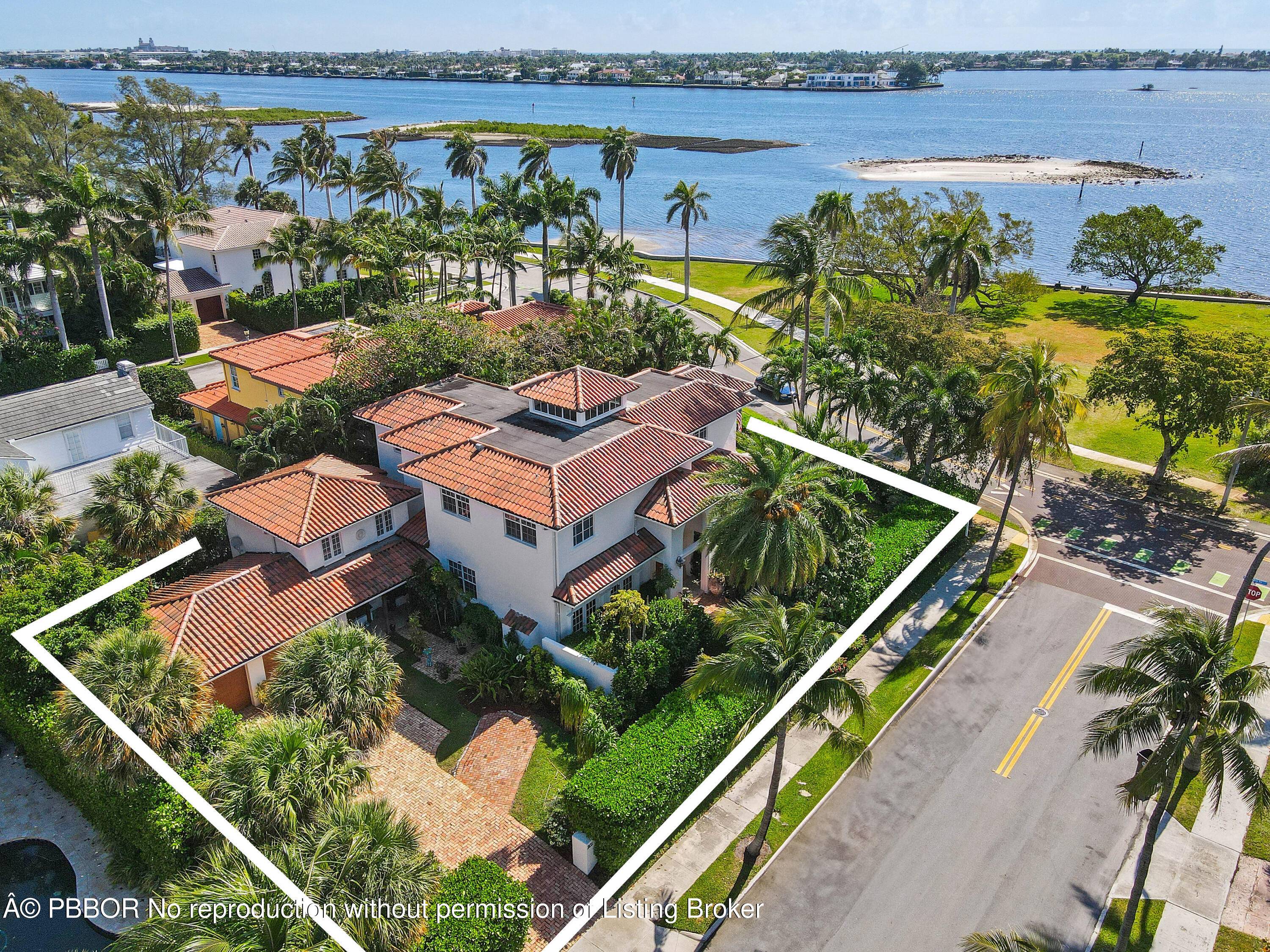 Elegant Waterfront Living in Historic El Cid.