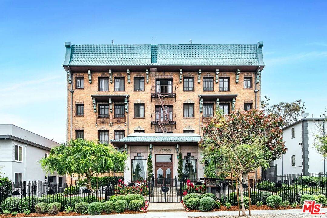 1775 N Orange Dr 8BR Hollywood Hills East La