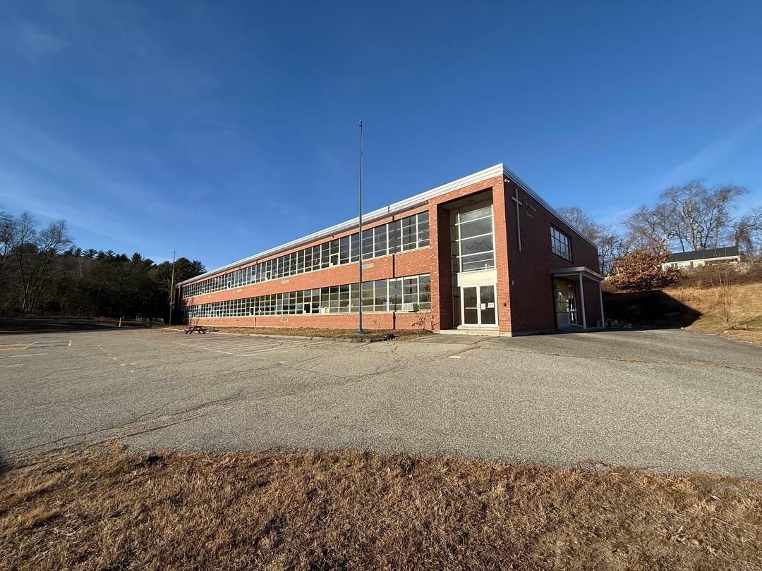 Fully approved 40 unit apartment project !