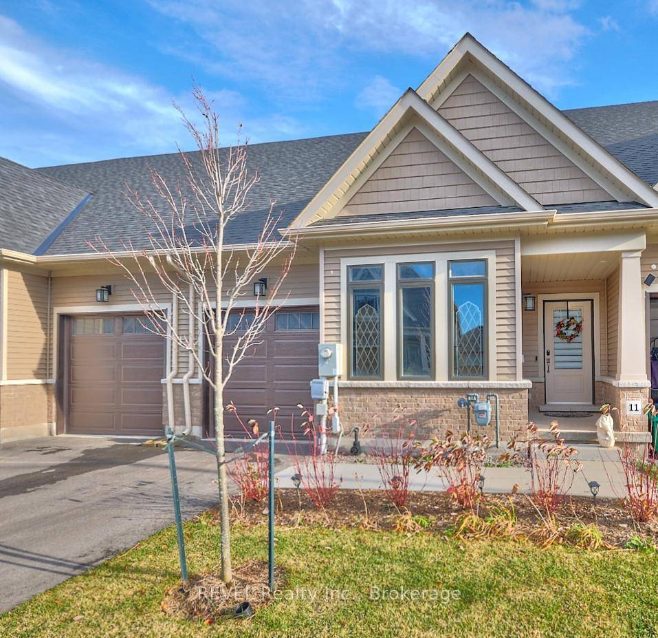 Dont miss this fantastic opportunity to own a bungalow townhome in the highly desirable village of Chippawa within Niagara Falls !