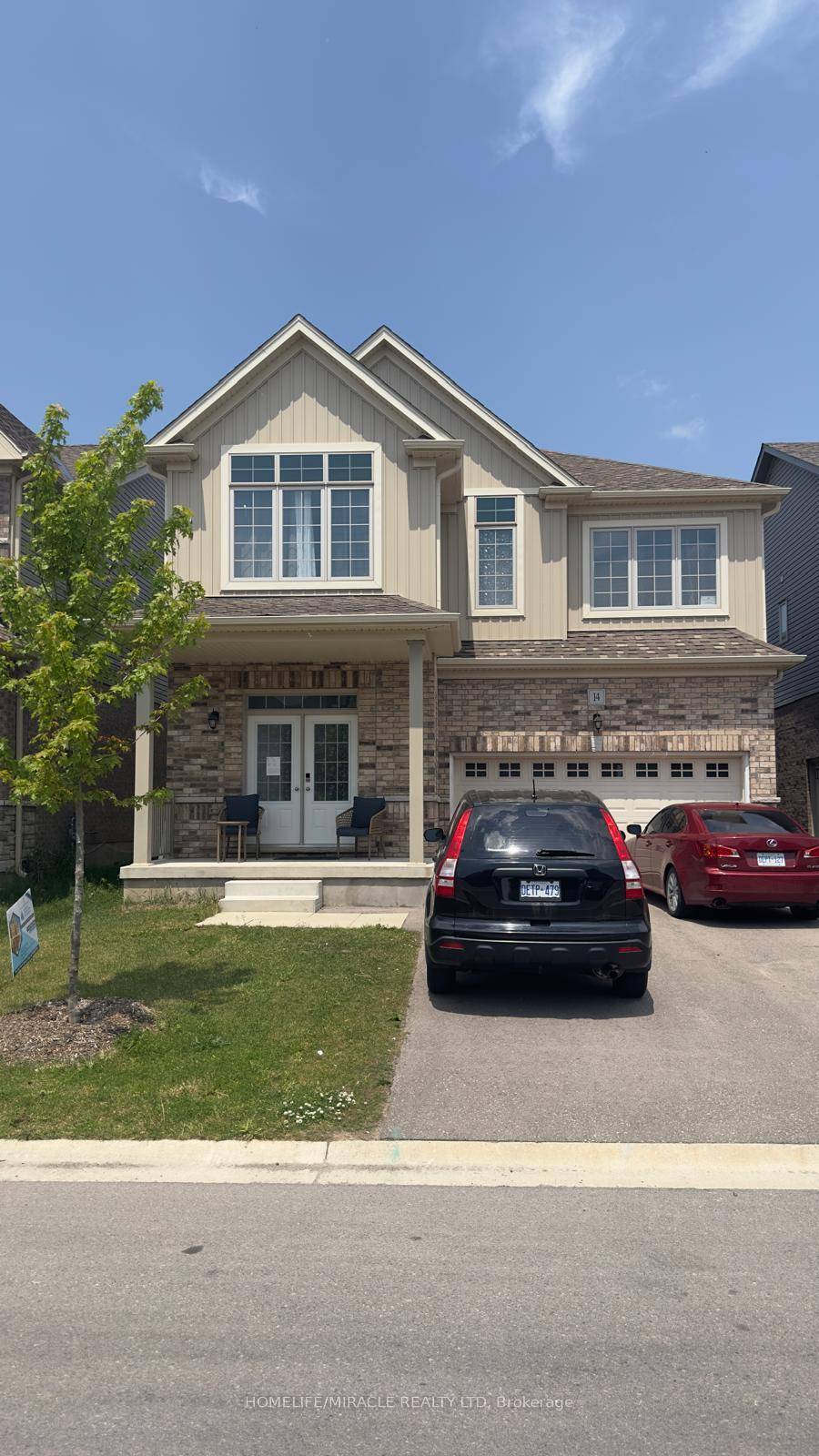Stunning 5 Bedroom Home with Premium Features UPPER UNIT ONLY This beautifully designed, spacious 5 bedroom house offers luxurious living with ample room for comfort and convenience.