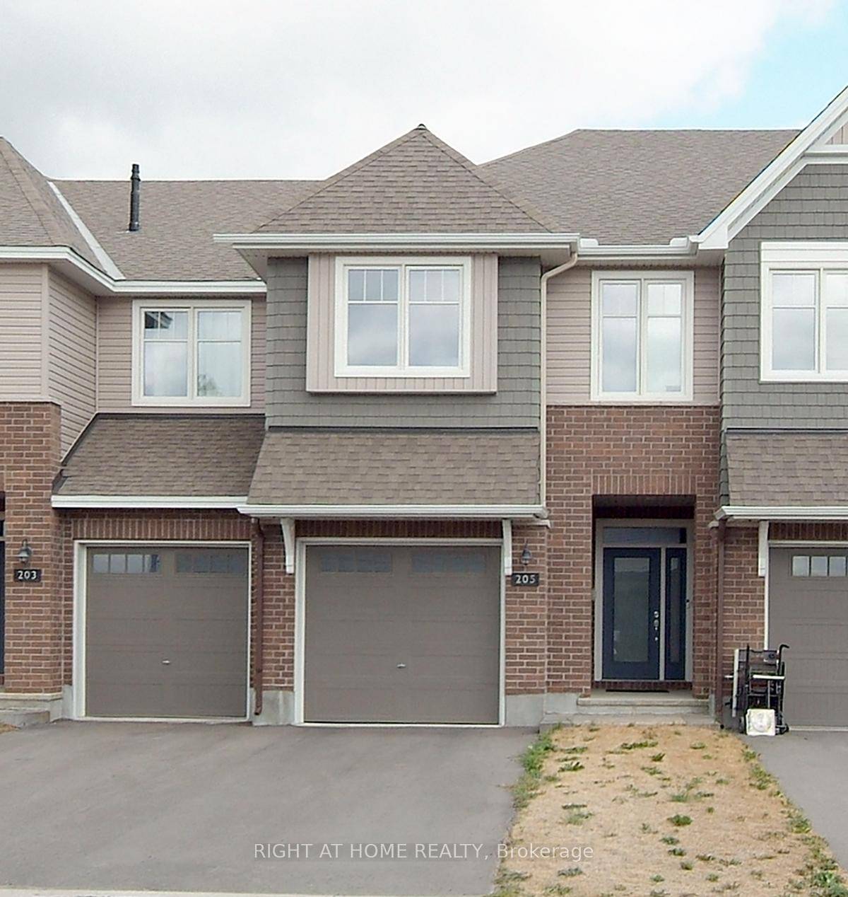 This beautiful, open concept, executive townhome in a desirable Westwood Stittsville.