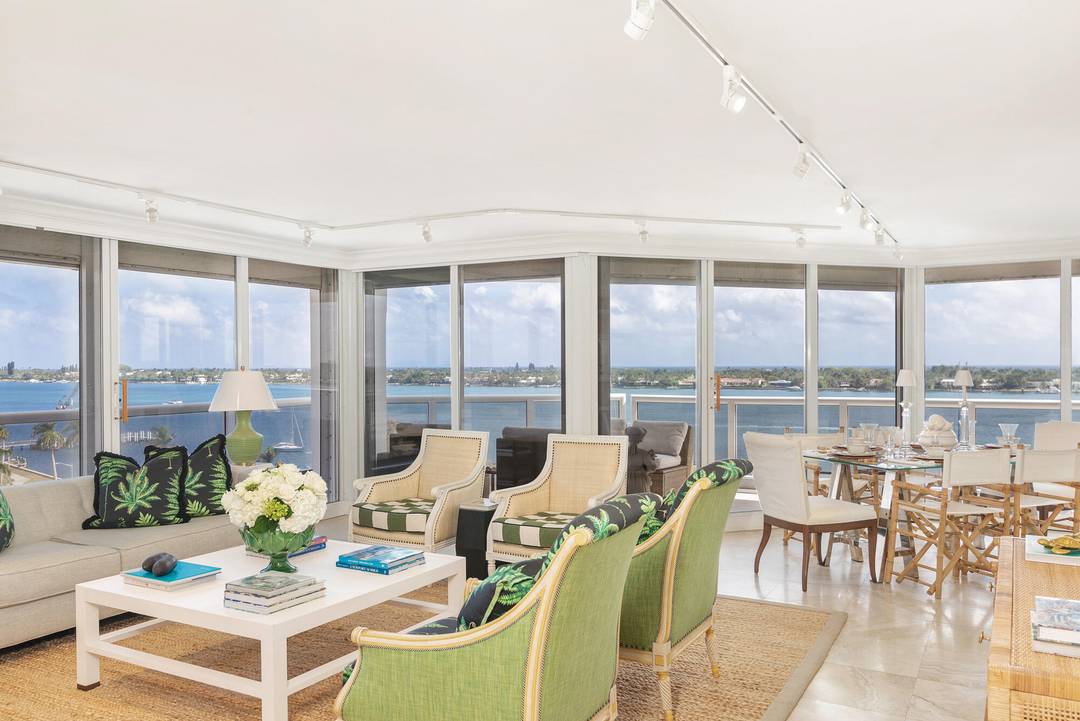 Enjoy panoramic views of the Intracoastal Waterway, Palm Beach Island, amp ; the Atlantic Ocean from this stunning residence located on a high floor at the desirable Villa Del Lago.