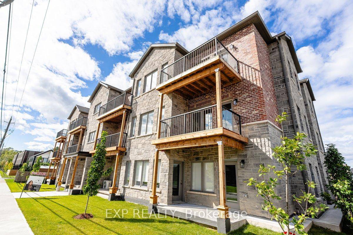 2 bedroom, 2 bathroom, luxury unit in Welland.