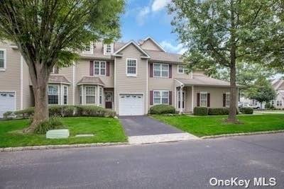Beautiful Townhouse Condo In Country Pointe with Bright 3 Bedrooms, 2.