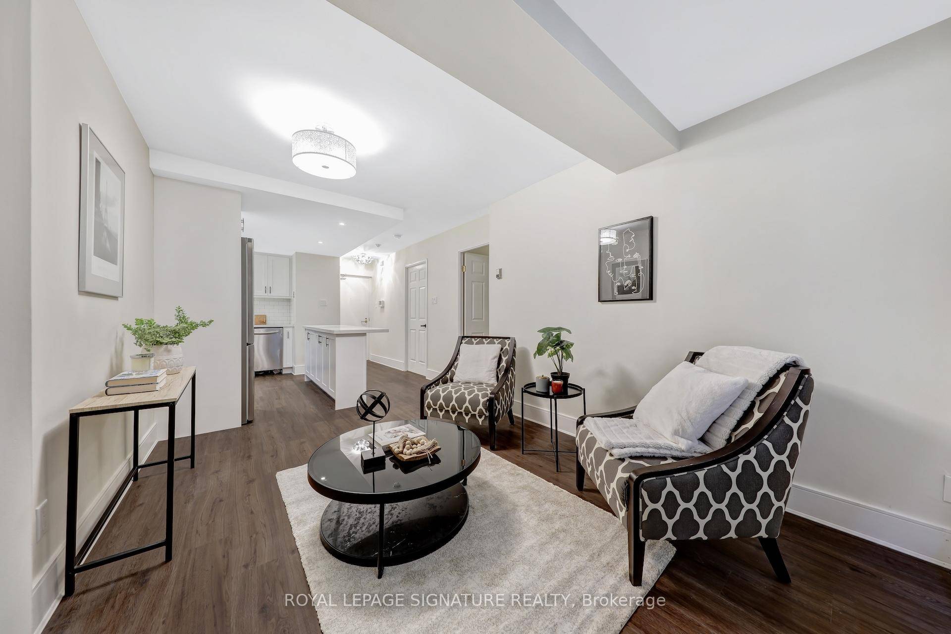 Welcome to your completely renovated condo steps to Bloor Street East.