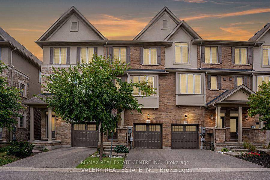 Welcome to 389 Hardwick common Dr.