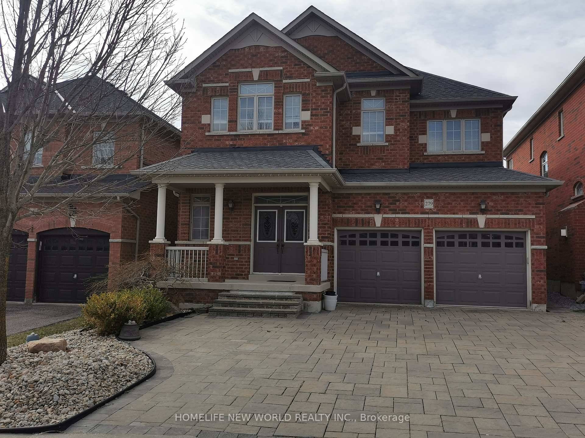 2nd Bedroom with En Suite Washroom In A Bright And Spacious 4 Bedroom House Available.