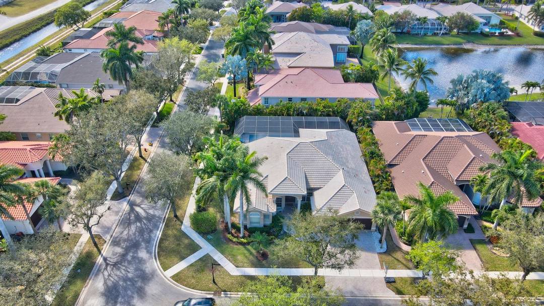 Single story split floor plan that lives big, offering 5BR den and 3BA, in the desirable Saturnia community of West Boca Raton.