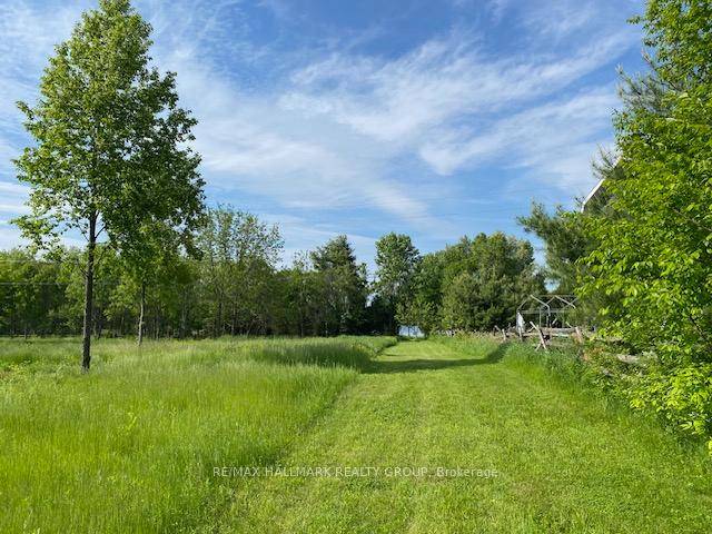 Big Rideau Lake building lot on 1.